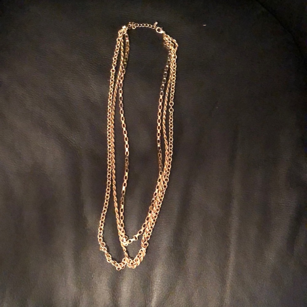 Three chain neckless